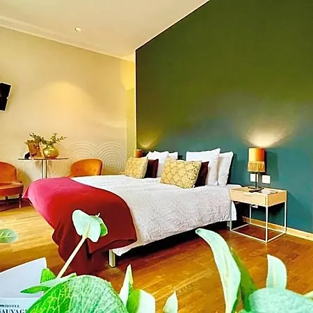 ホテル Parkhotel Du Sauvage 4*