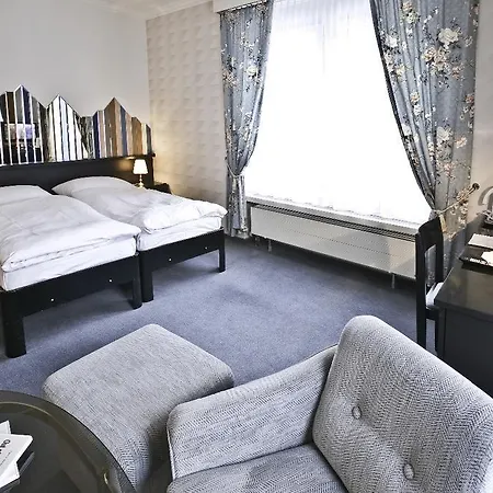 Parkhotel Du Sauvage מלון מירינגן