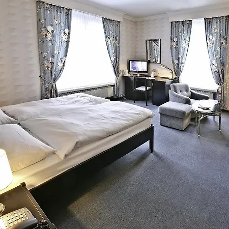 Parkhotel Du Sauvage מירינגן