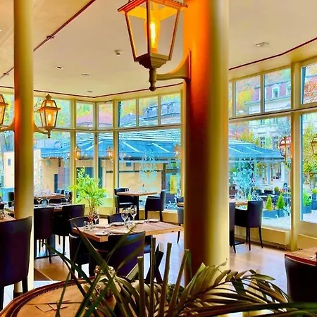 מלון Parkhotel Du Sauvage